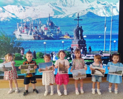 17 октября исполнилось 284 года Петропавловску-Камчатскому, 17 октября исполнилось 284 года Петропавловску-Камчатскому,.