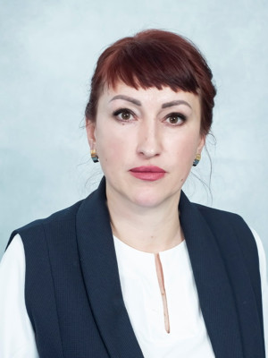 Заместитель заведующего по воспитательно-методической работе Вараксина Наталья Николаевна Заместитель заведующего по воспитательно-методической работе Вараксина Наталья Николаевна